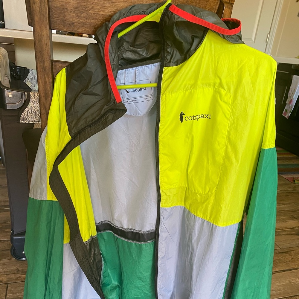 Cotopaxi Teca Windbreaker Fullzip Jacket